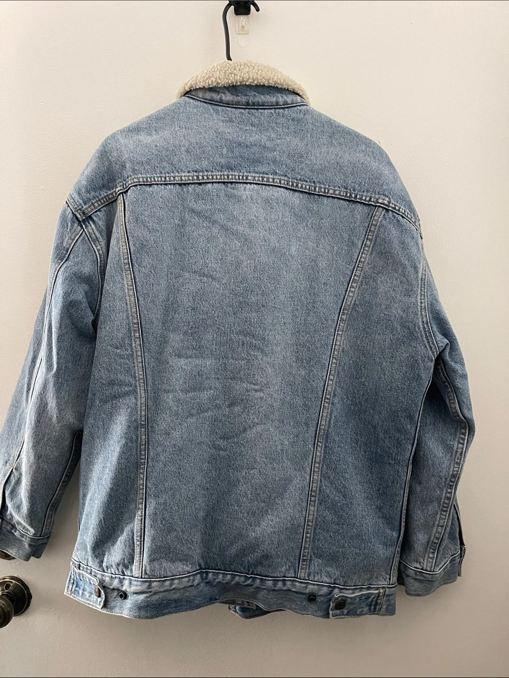 Levi's Light Blue Denim Sherpa-Lined Jacket